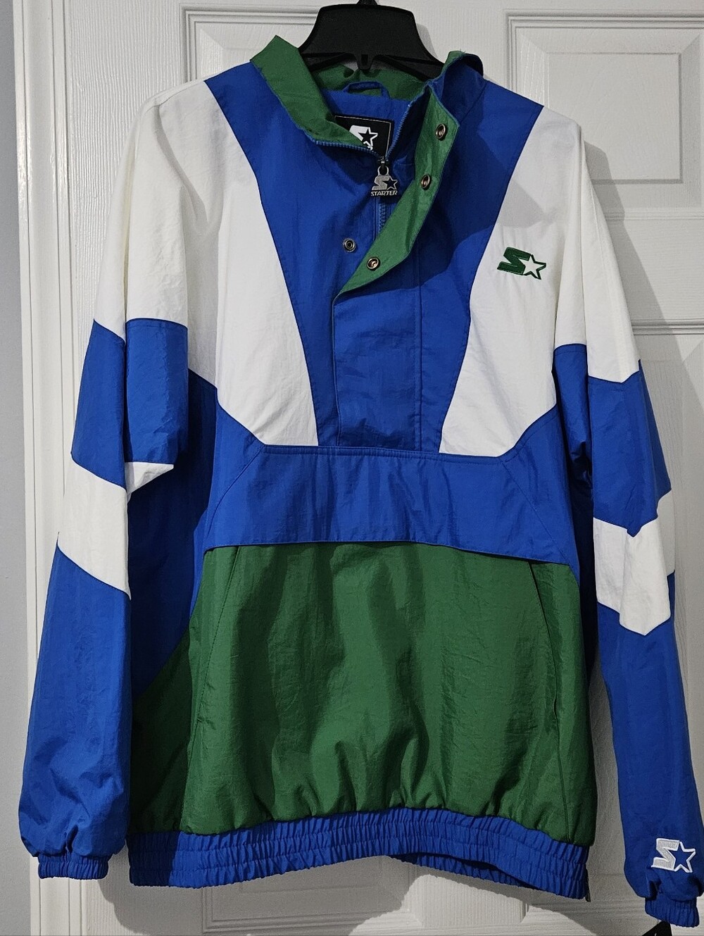 NWT: Men's STARTER Oversized Half Zip Pullover Windbreaker - Large